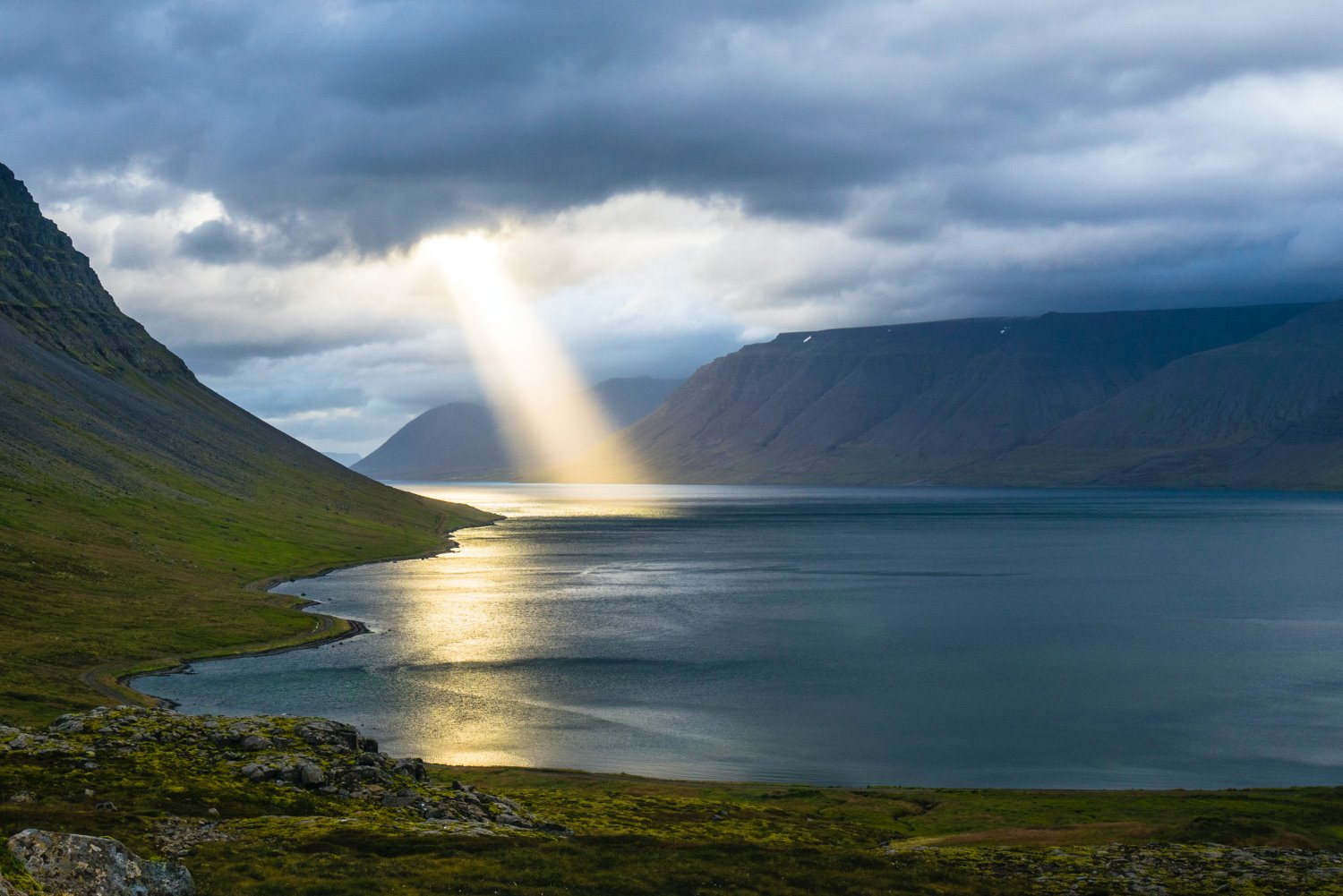 Landscape Photography: A Comprehensive Guide (+ 23 Expert Tips)